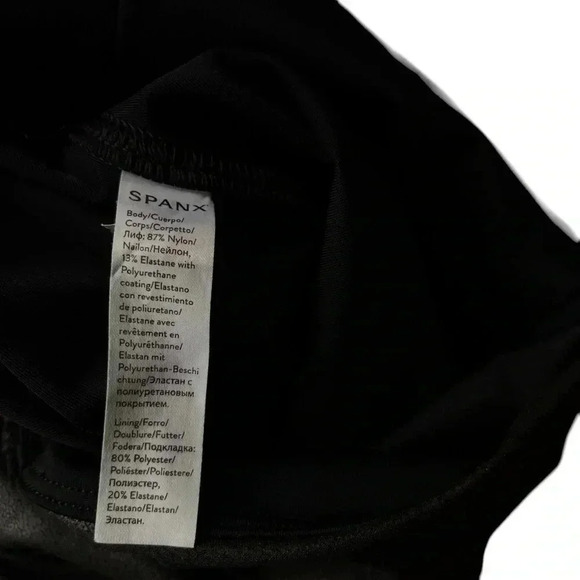 SPANXshape Faux Leather Leggings Black Stretch Shiny Size  Large - Picture 8 of 8